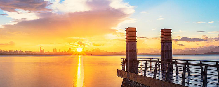 联系我们banner